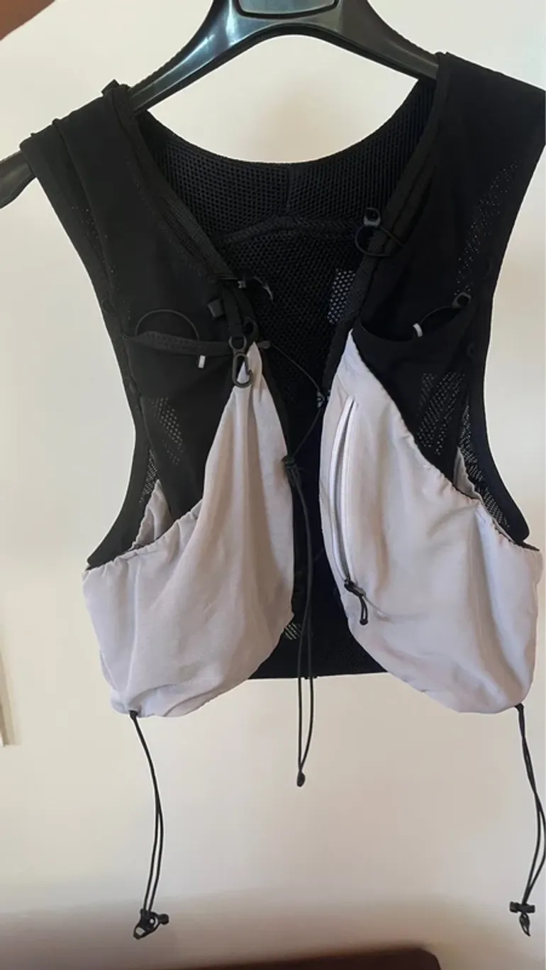 Używany Salomon Hydration Vest + Quiver bike — zdjęcie 2 z 3