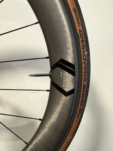 Tweedehands Newmen Streem A49/A54 2026 bike — afbeelding 3 van 9