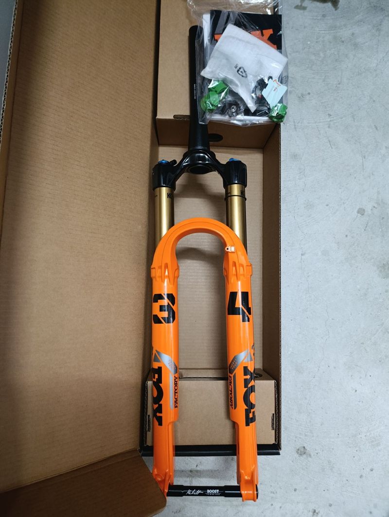 Used Fox 34SC FIT4 REMOTE PTL 2024 Fork