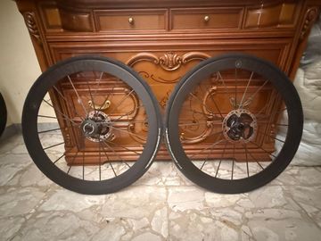 Used Lightweight evo 2025 bike — image 3 of 4