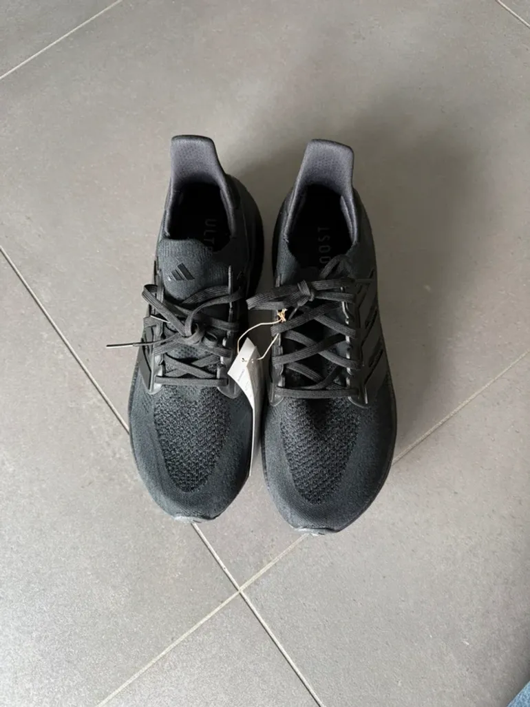 Tweedehands Adidas Ultraboost 5 bike — afbeelding 5 van 5