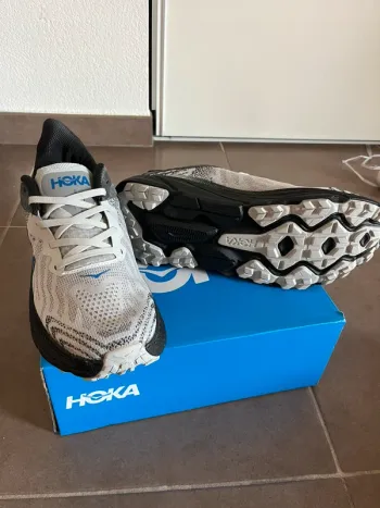Used Hoka Challenger ATR 7 bike — image 3 of 4
