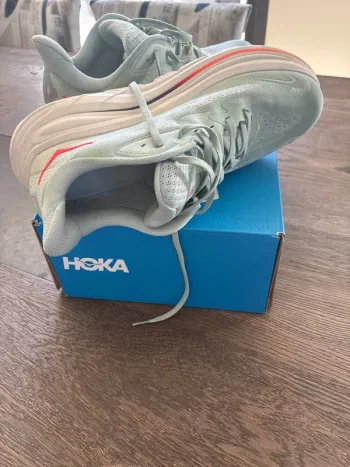 Used Hoka Clifton 10 bike — image 3 of 4