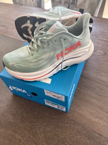 Hoka Clifton 10 bike d'occasion