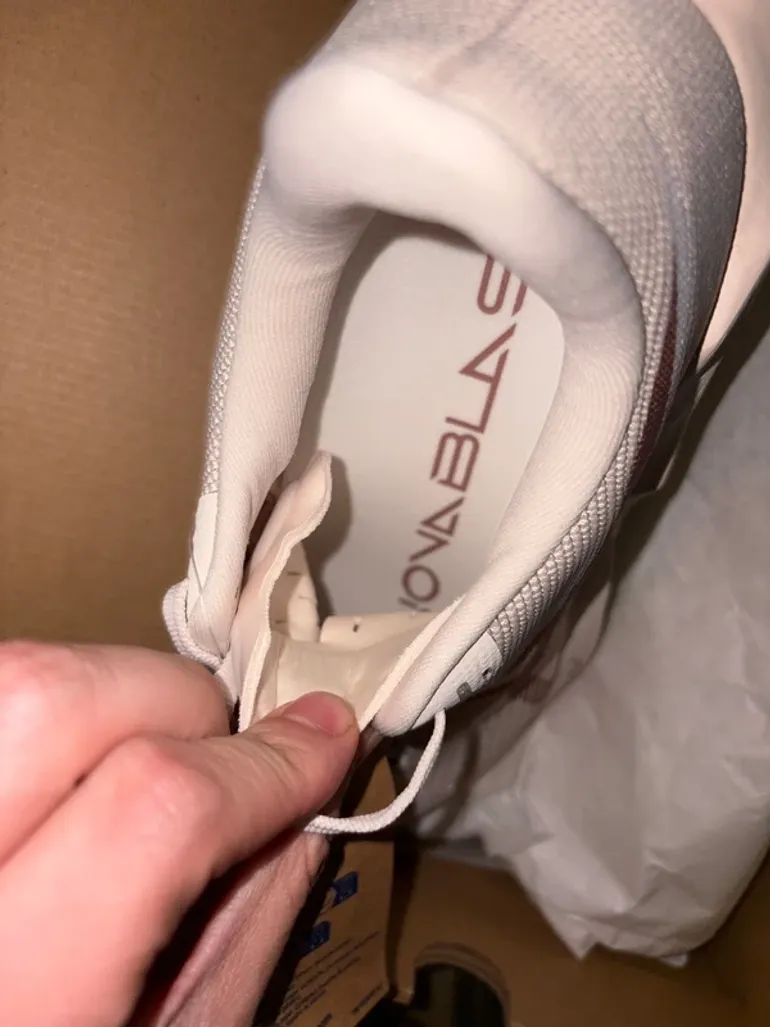 Used Asics Novablast 6 bike — image 5 of 6