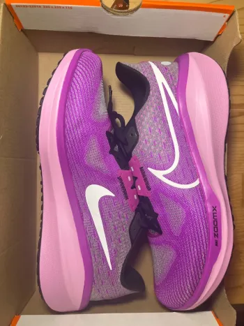 Rose Nike Vomero 17 bike d'occasion