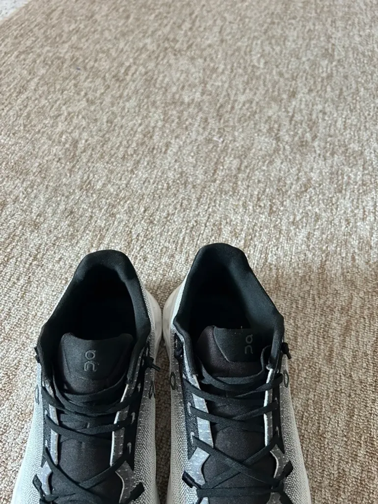 Used On Running On Ivory Shoes bike — image 6 of 7