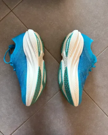 Used Hoka Mach X 2 bike — image 3 of 7