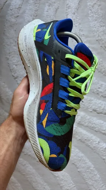 Used Under Armour Air Zoom Pegasus 38 bike — image 4 of 6