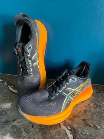 Tweedehands Orange Gel Kayano 32 bike