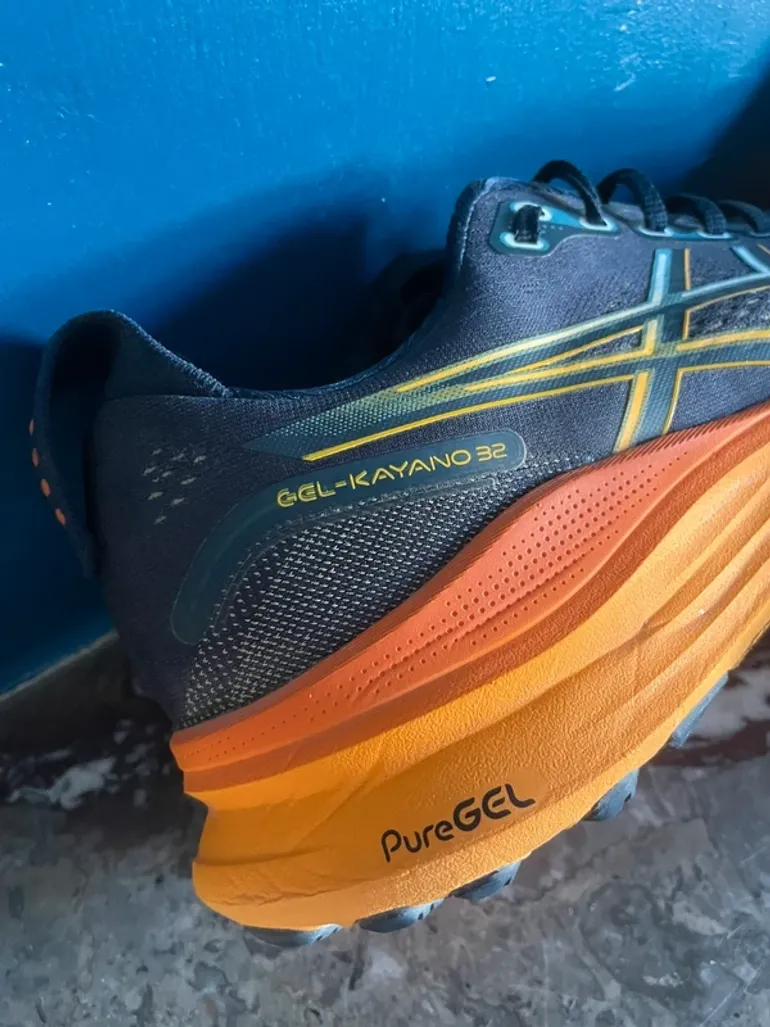 Tweedehands Orange Gel Kayano 32 bike — afbeelding 7 van 11