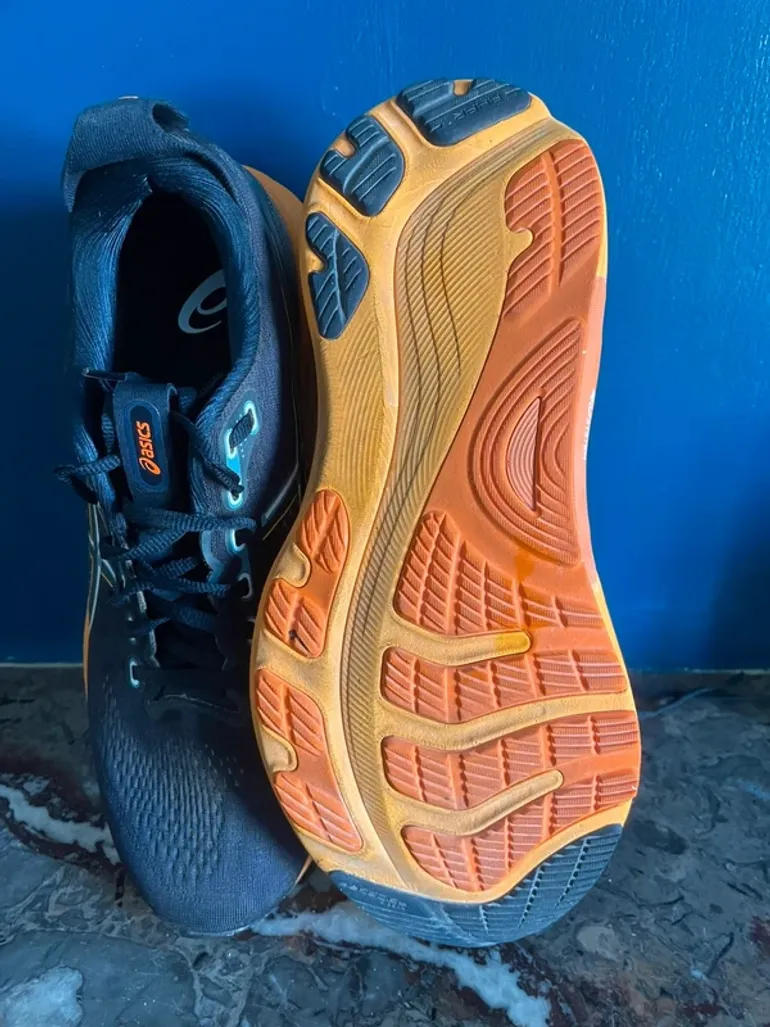 Tweedehands Orange Gel Kayano 32 bike — afbeelding 5 van 11
