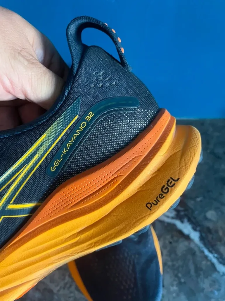 Tweedehands Orange Gel Kayano 32 bike — afbeelding 9 van 11