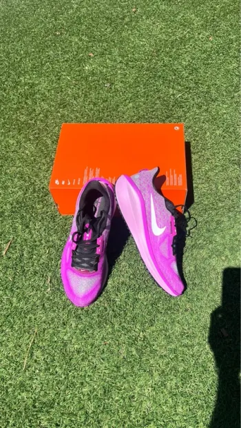 Rose Nike Zoom Vomero 17 bike d'occasion — image 2 sur 6