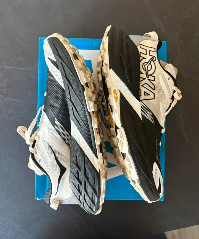 Used Hoka Speedgoat 7 bike — image 4 of 4