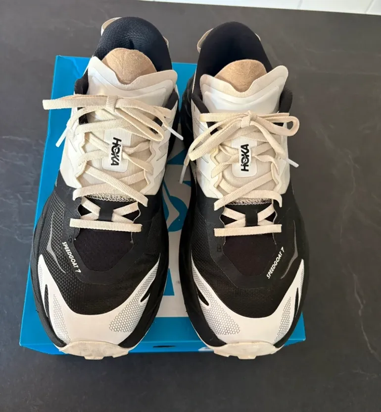 Used Hoka Speedgoat 7 bike — image 3 of 4