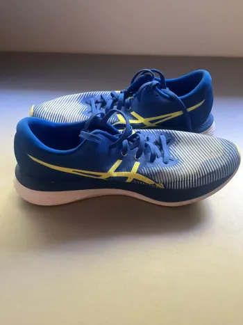 Asics Magic Speed 3 bike de segunda mano — imagen 3 de 7