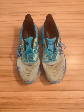 Used Hoka Challenger ATR 7 bike — image 3 of 5