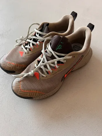 Tweedehands Nike comfiride mt44 bike