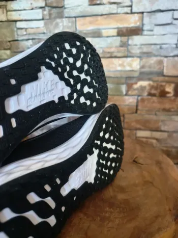 Nike Revolution 6 NN bike d'occasion — image 4 sur 5