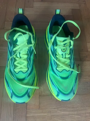 Nike Vomero Plus SE bike d'occasion