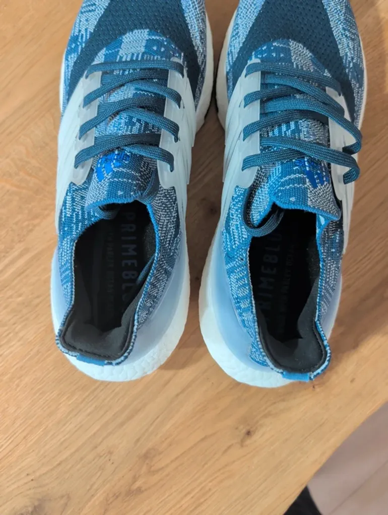 Used Adidas Ultraboost 21 Primeblue bike — image 4 of 6