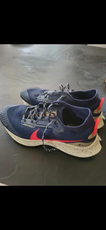 Used Nike Trail Gore-Tex bike