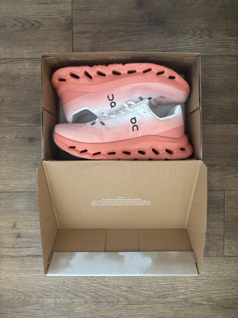 Used On Running ON-Running Chaussures Taille 43 bike — image 2 of 7