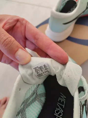 Used Asics Metaspeed Sky Paris bike — image 8 of 8