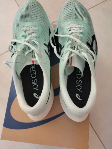 Used Asics Metaspeed Sky Paris bike — image 5 of 8