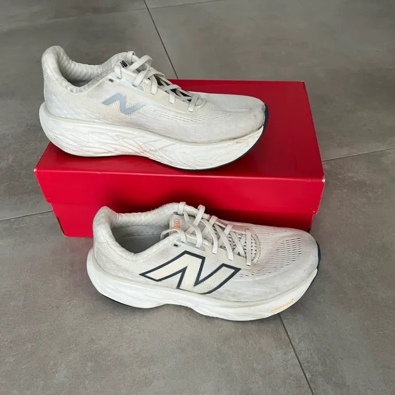 New Balance 1080 v14 bike d'occasion — image 2 sur 2