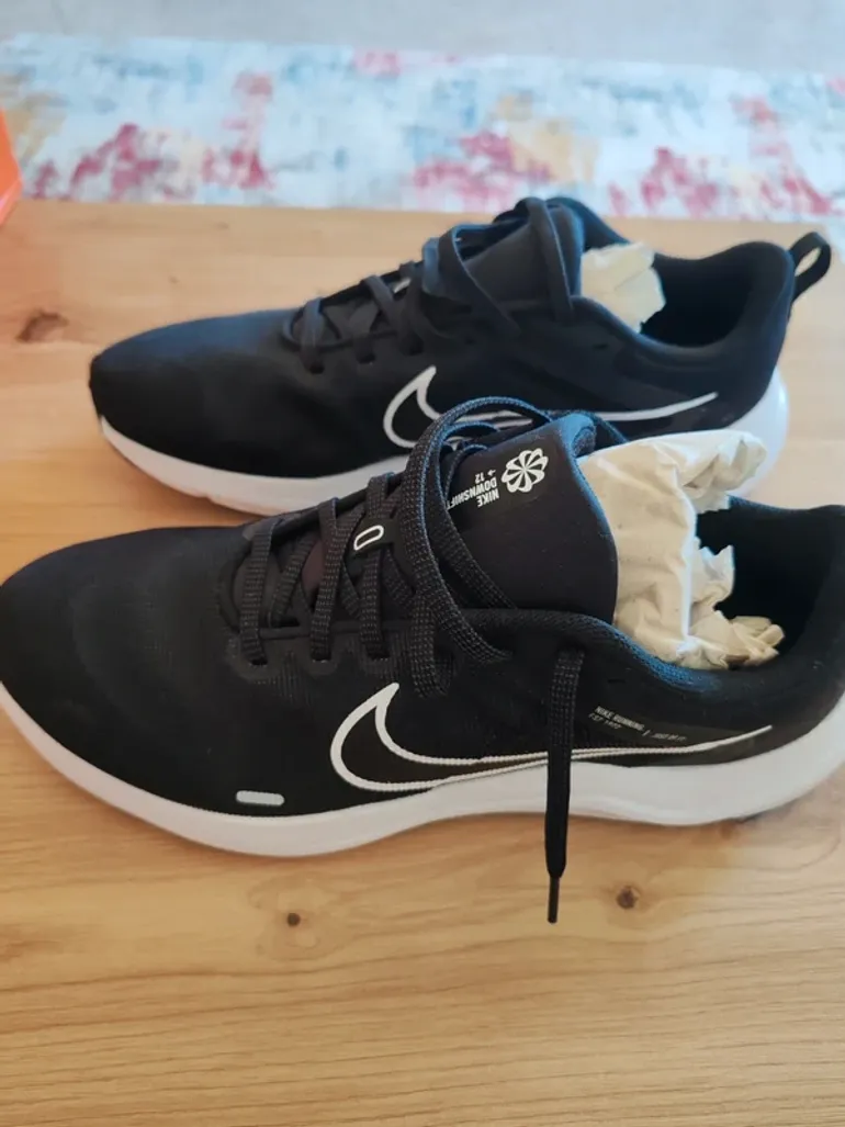 Gebrauchtes Nike Downshifter 12 bike — Bild 2 von 5