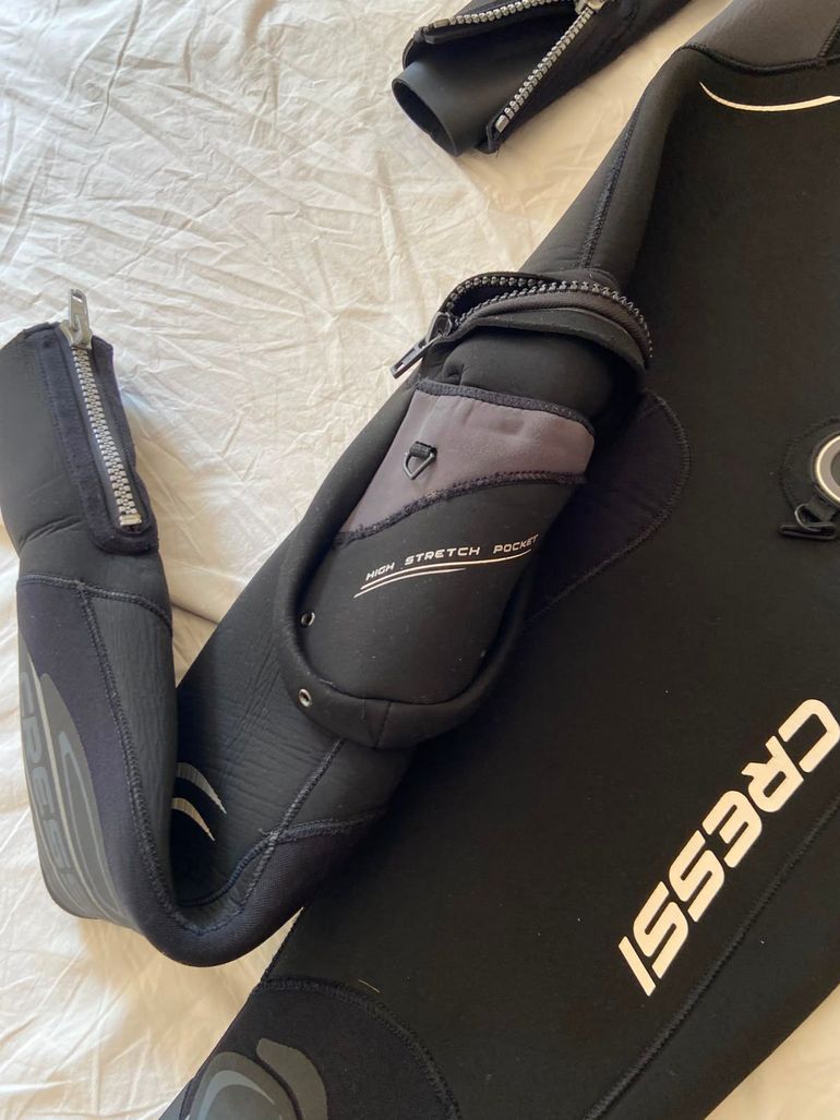 Used Cressi Comfort 7mm Wetsuit bike — image 6 of 10