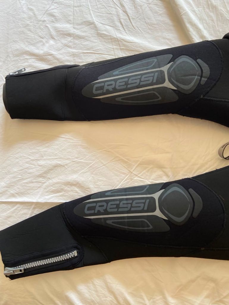 Used Cressi Comfort 7mm Wetsuit bike — image 5 of 10