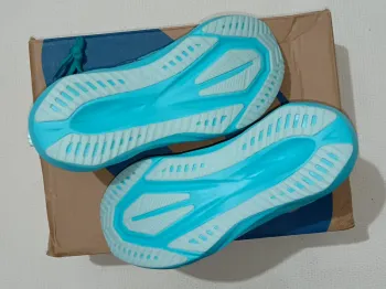 Gebrauchtes Asics Novablast 5 bike — Bild 6 von 8