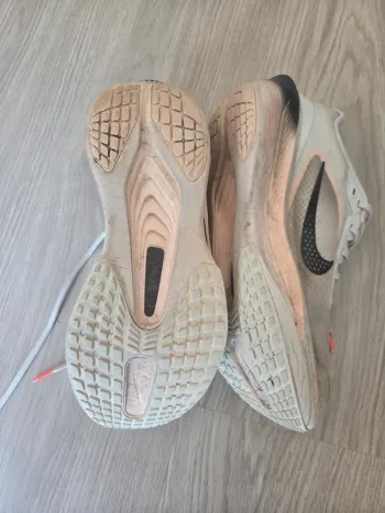 Used Nike Zoom Fly 6 bike — image 4 of 5