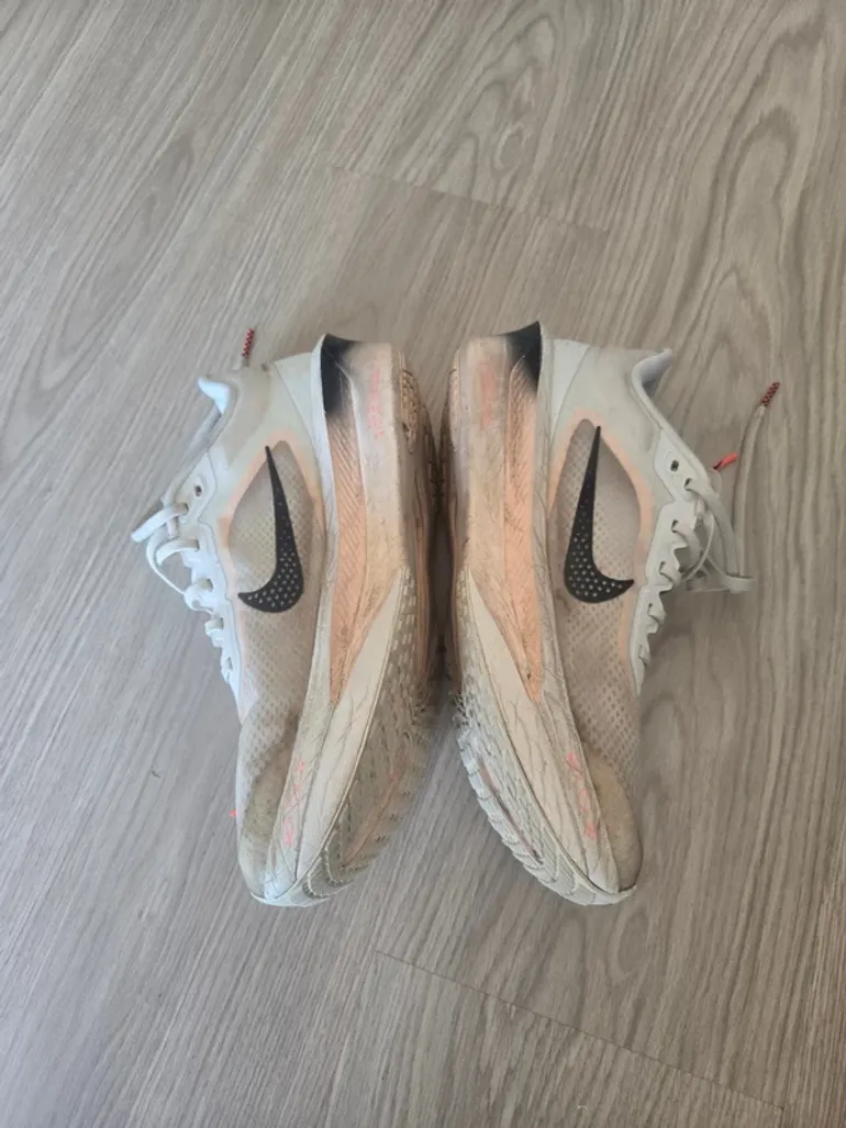 Used Nike Zoom Fly 6 bike — image 2 of 5