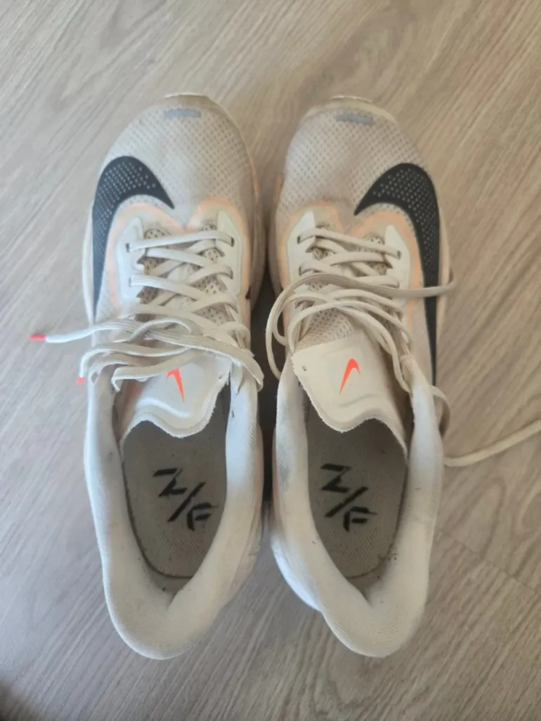 Used Nike Zoom Fly 6 bike — image 3 of 5