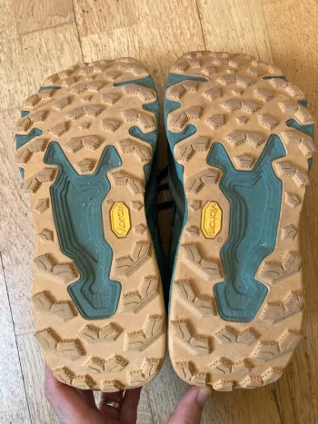 Brugt New Balance Hierro v9 bike — billede 2 af 5
