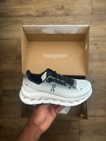 Used On Running ON-Running Shoes Size 42 bike — image 2 of 7