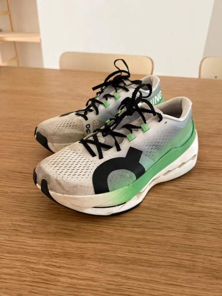 Tweedehands On Running Cloudboom Max bike — afbeelding 4 van 10