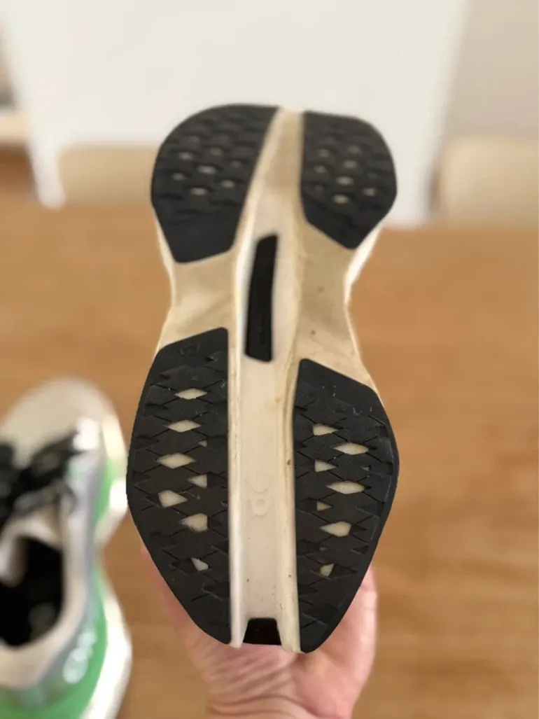 Tweedehands On Running Cloudboom Max bike — afbeelding 8 van 10