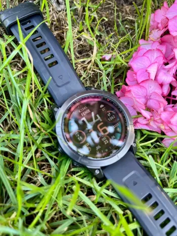 Used Garmin Fenix 7 Solar Sapphire 2025 bike — image 2 of 3