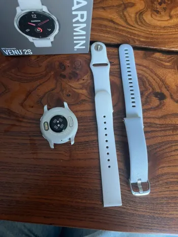 Garmin Venu 2S bike d'occasion — image 3 sur 5
