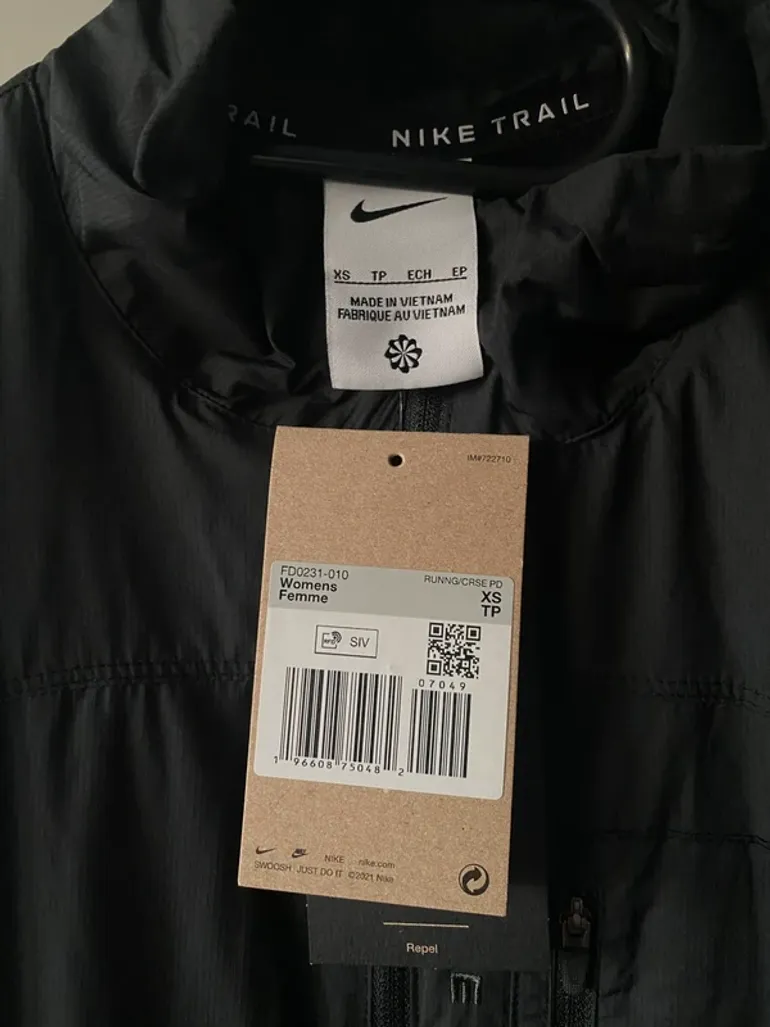 Used Nike Trail running vest bike — image 2 of 11