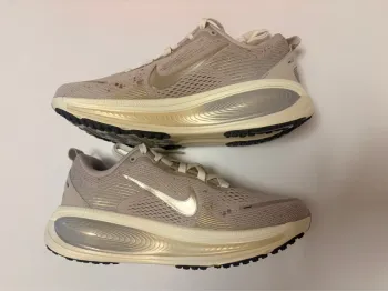 Brugt Nike Vomero 18 bike — billede 2 af 9