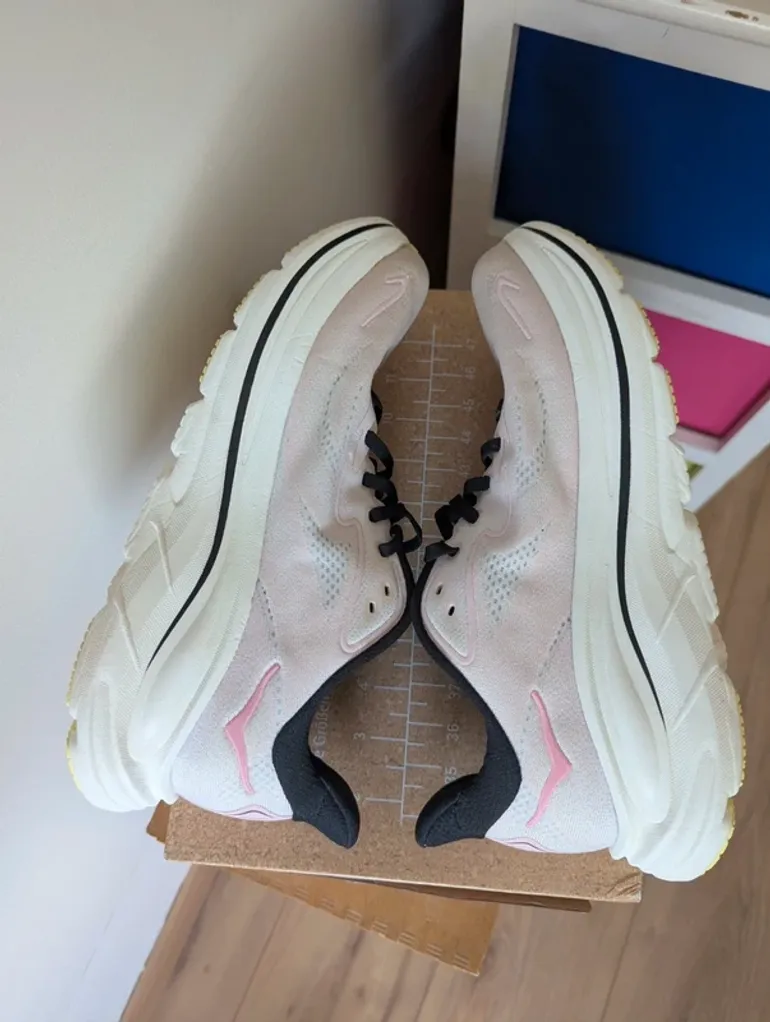 Hoka Clifton 10 bike d'occasion — image 9 sur 13