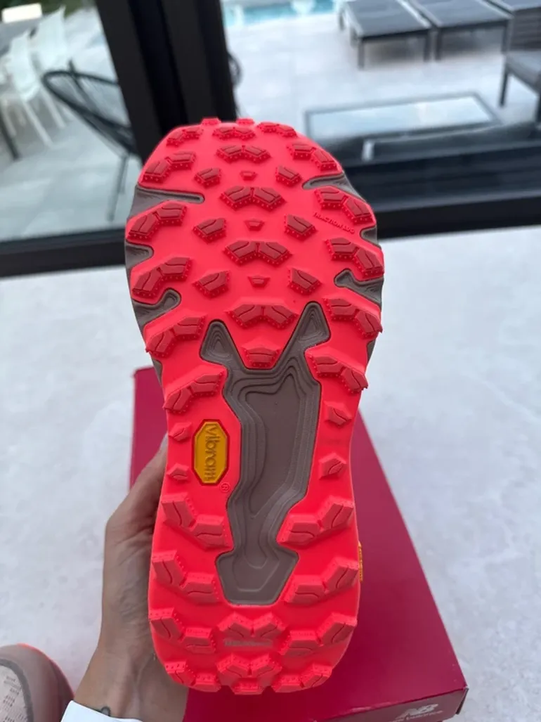 Used New Balance Fresh Foam X Hierro v9 bike — image 6 of 9