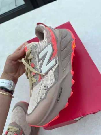 Used New Balance Fresh Foam X Hierro v9 bike — image 8 of 9