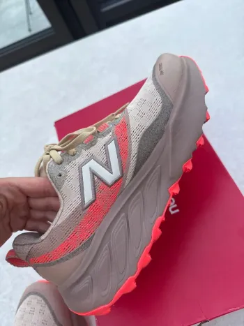 Used New Balance Fresh Foam X Hierro v9 bike — image 5 of 9